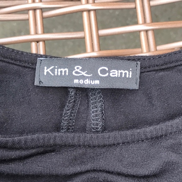 Kim & Cami Hi Lo Top - Picture 5 of 10